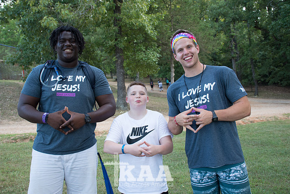 B8CAMPER COUNSELORs2z2-6