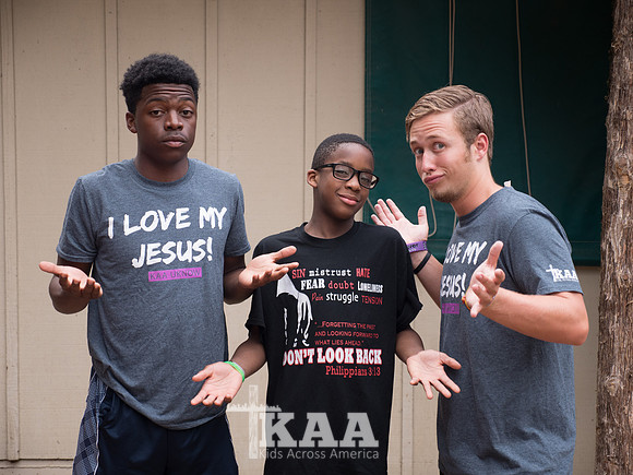 B2CAMPER COUNSELORs4z2-8