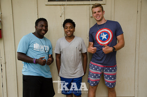 B1CAMPER COUNSELORs4z2-10