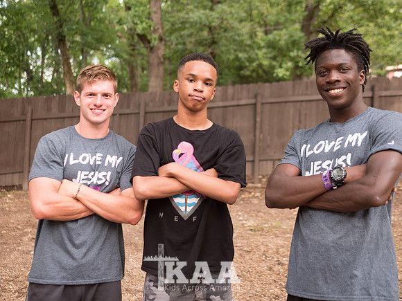 B7CAMPER COUNSELORs4z2-12