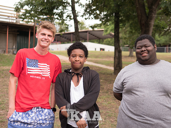 B3CAMPER COUNSELORs4z2-3