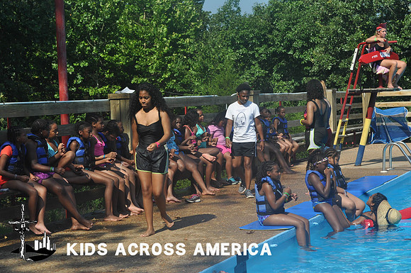 Girls Swimming (3)