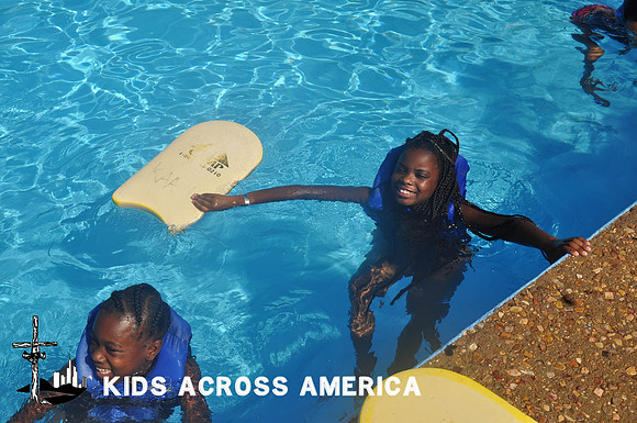 Girls Swimming (11)