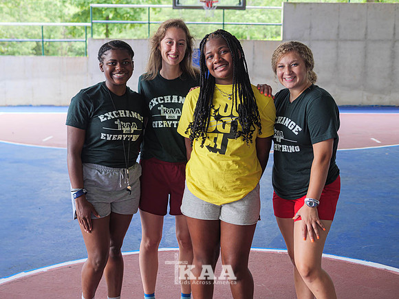 G1_Camper - Counselor_Z3_S1
