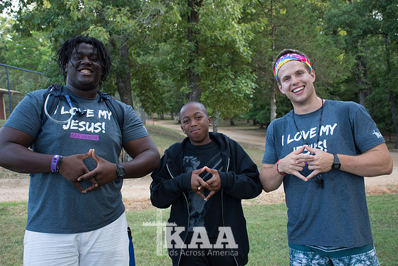 B8CAMPER COUNSELORs2z2-4